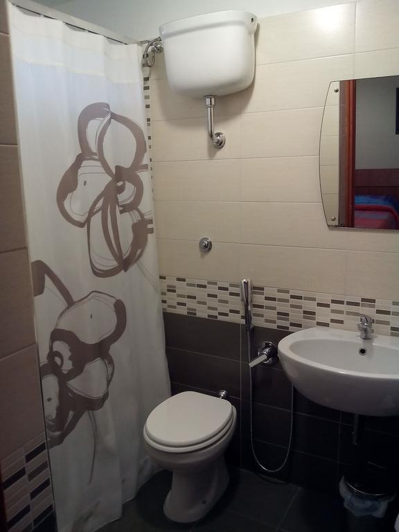 Domus Felix Bed and Breakfast Ercolano Kamer foto