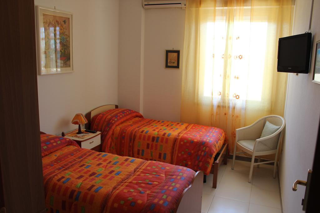 Domus Felix Bed and Breakfast Ercolano Kamer foto